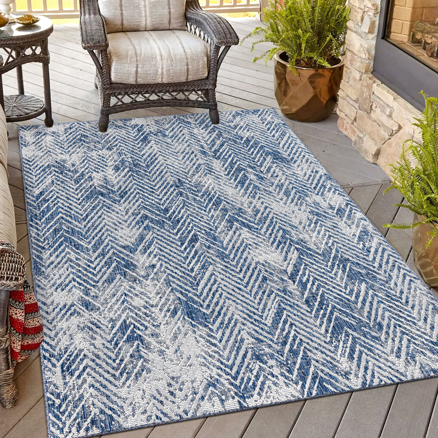 Florida Chevron Indoor and Outdoor Rug - Blue / 120cm Image 2