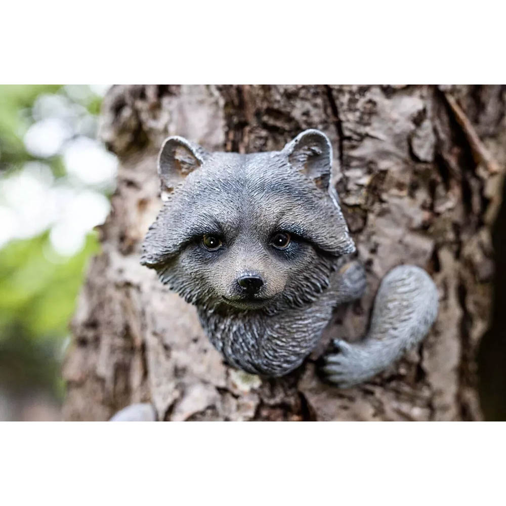 Marco Paul Tree Peaker Racoon Garden Ornament Image 6