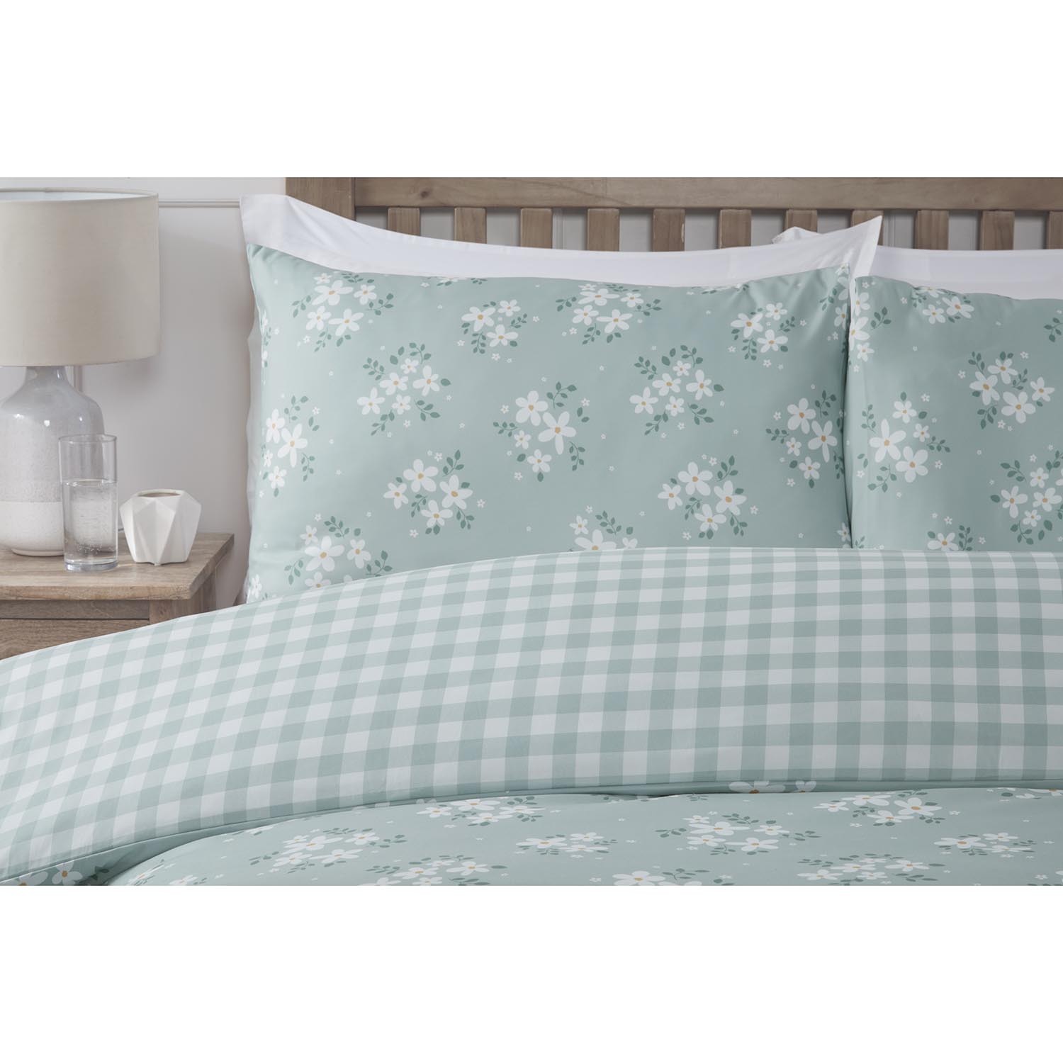 My Home Daisy Duvet Cover and Pillowcase Set - Sage / Single Image 3