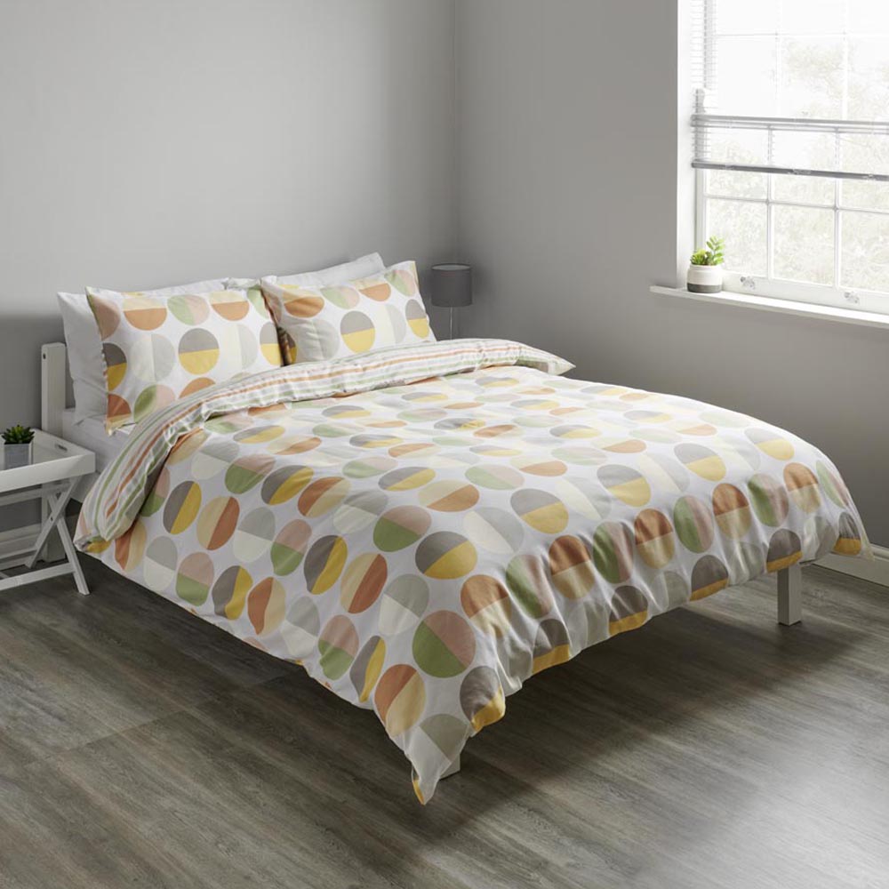 Wilko Double Spliced Spots Reversible Duvet Set Image 1