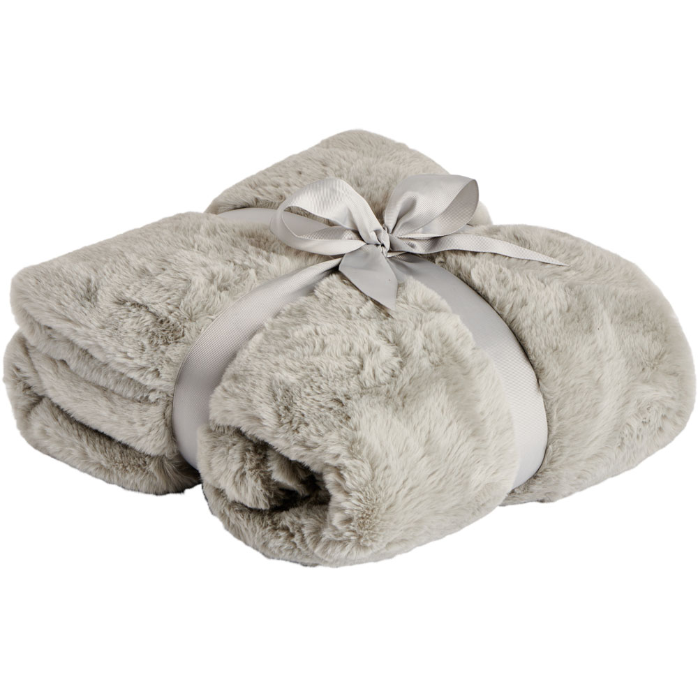 Wilko Grey Faux Fur Throw Ink 130 x 170cm Wilko