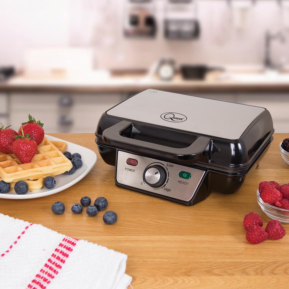 Quest Black and Silver 2 Slice Waffle Maker 1000W Image 4