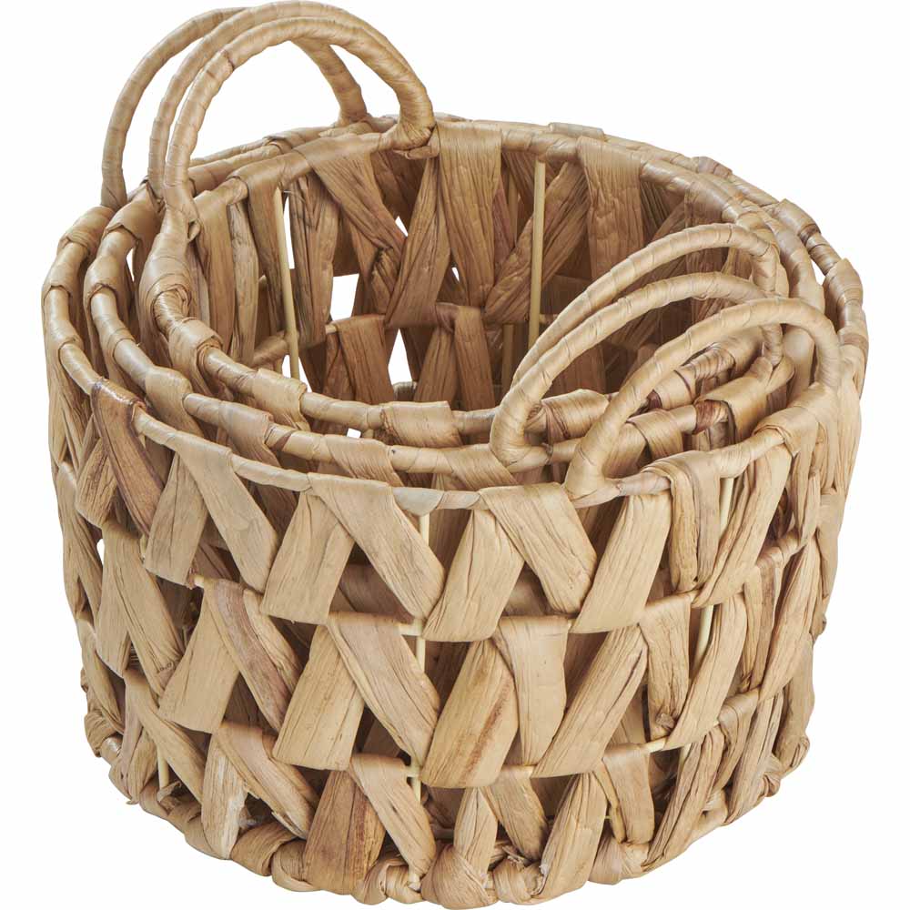 Wilko Water Hyacinth Baskets 3 Pack Image 2