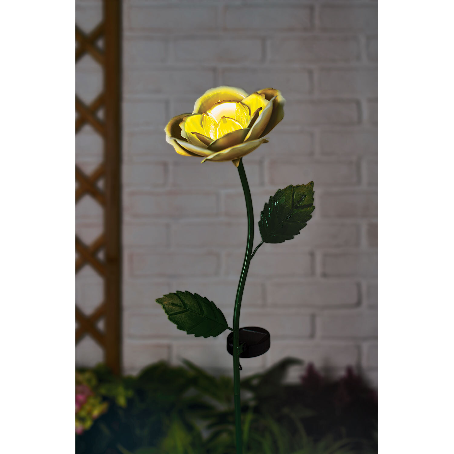 Single Flower Solar Stake Light in Assorted styles Image 5