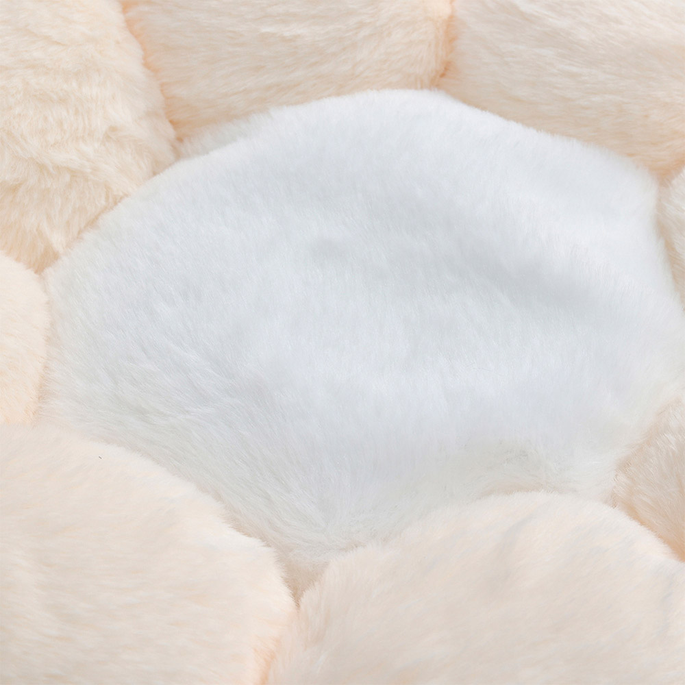 H&O Direct Pink Flower Shaped Pet Bed Image 2