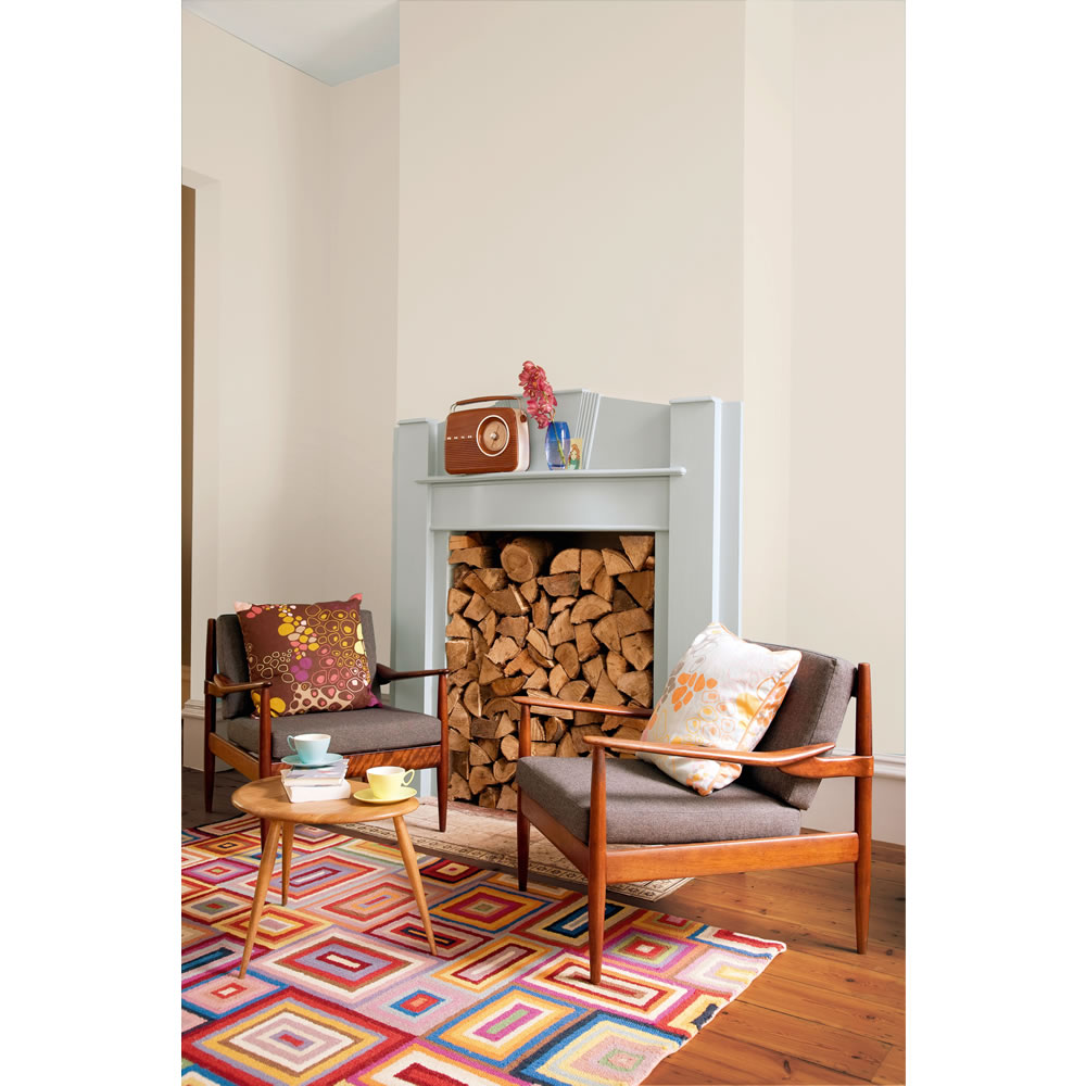 Crown Beige White Matt Emulsion Paint 2.5L Wilko