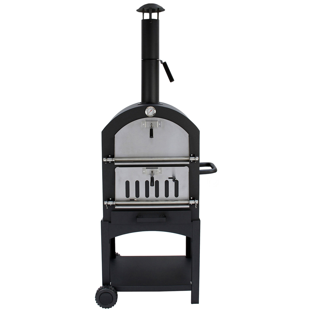 Outdoor pizza oven and peel Image 1