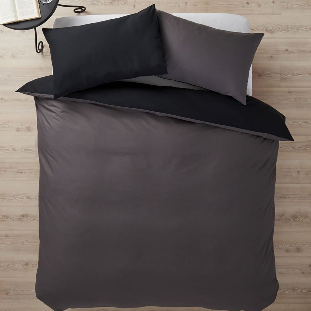 Wilko Double Black and Charcoal 144 Thread Count Reversible Duvet Set Image 1