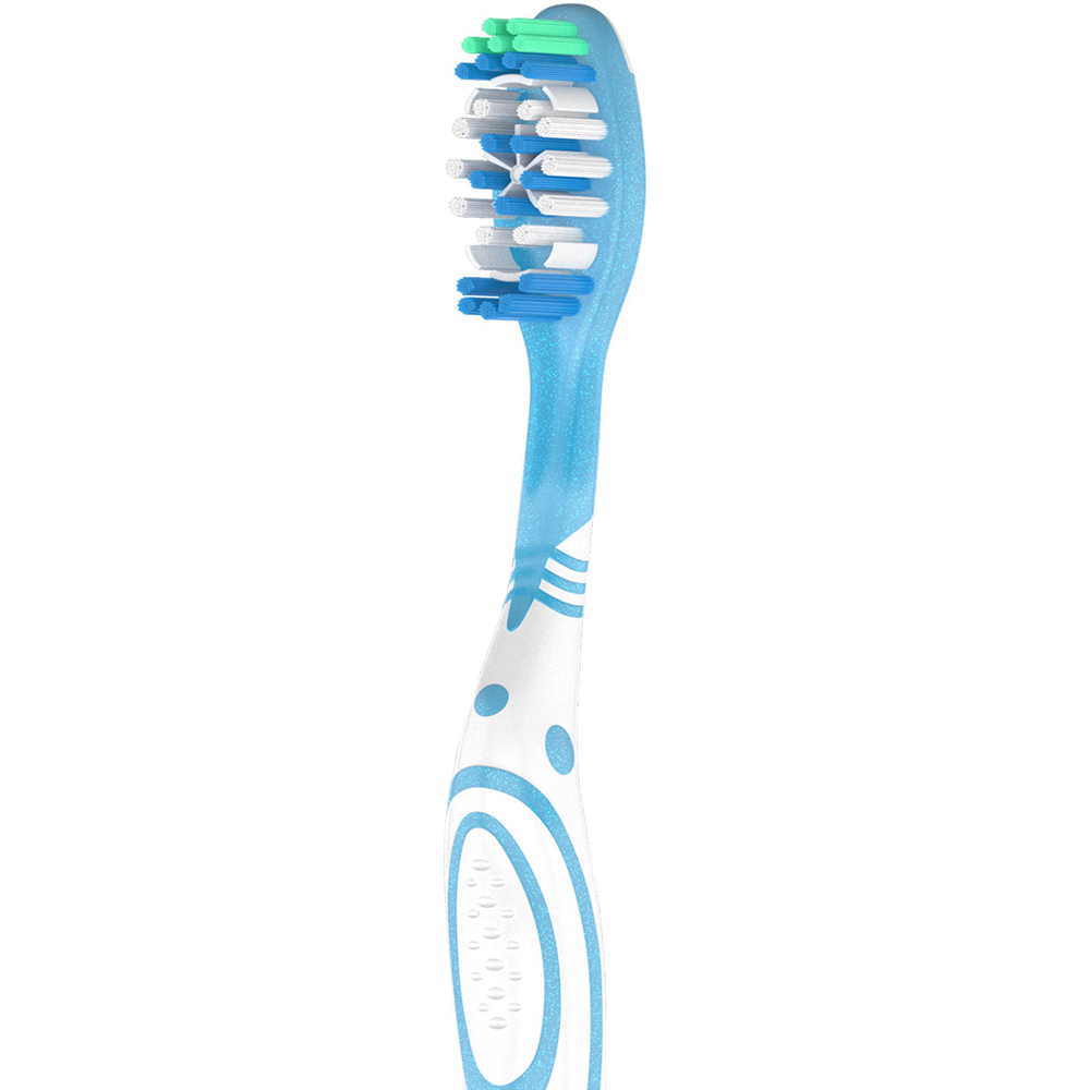 Colgate Max White Medium Toothbrush 3 Pack Image 2