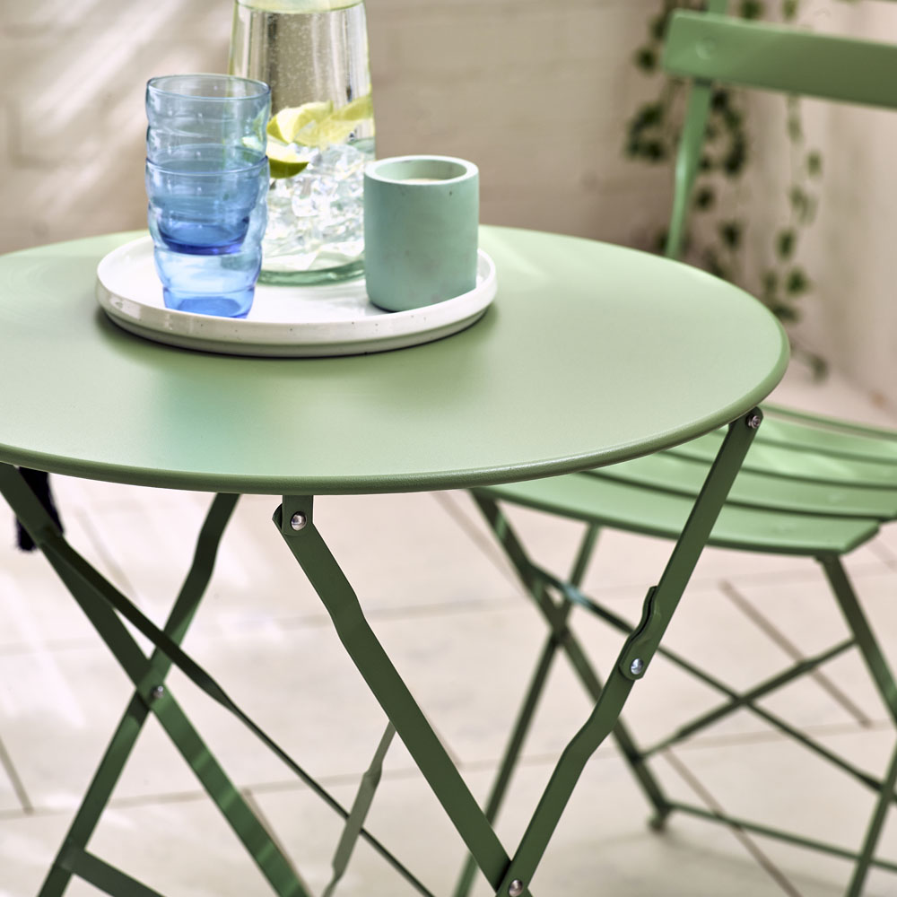 Furniturebox Cruz Green Metal 2 Seater Outdoor Bistro Set Image 3