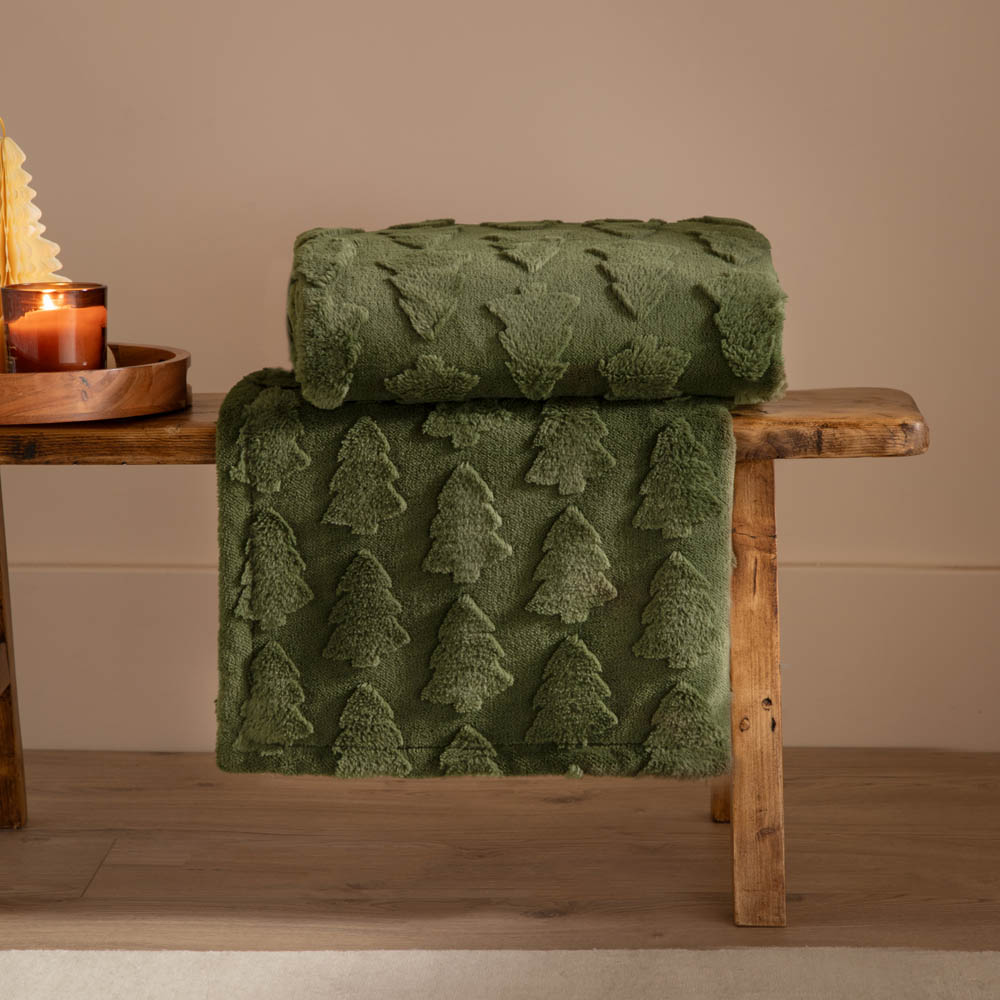 Furn Forest Green Pines Faux Fur Reversible Throw 150 x 200cm Image 2