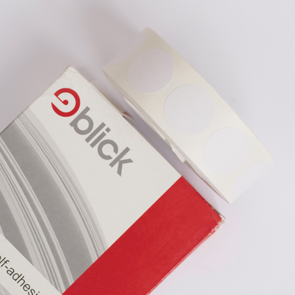 Blick White Round Self Adhesive Label in Dispenser 24mm 960 Pack Image 5