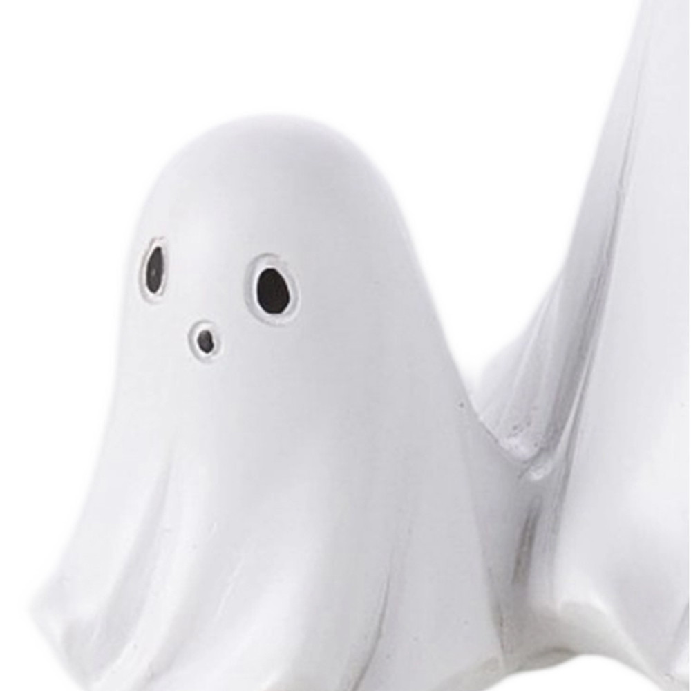 Living and Home White Ghost Holding Heart Halloween Figurine Ornament 2 Piece Image 3