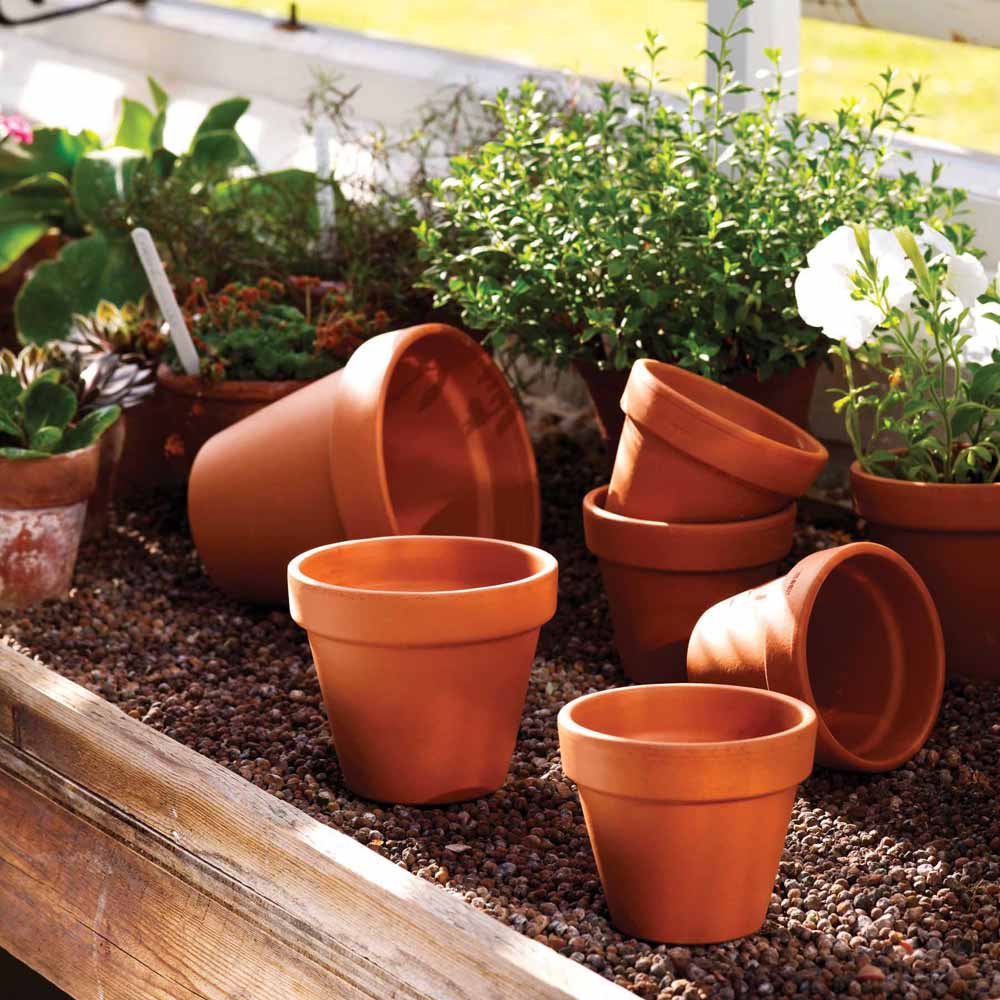 APTA Verona Terracotta Plant Pot 15cm 4 Pack Image 2