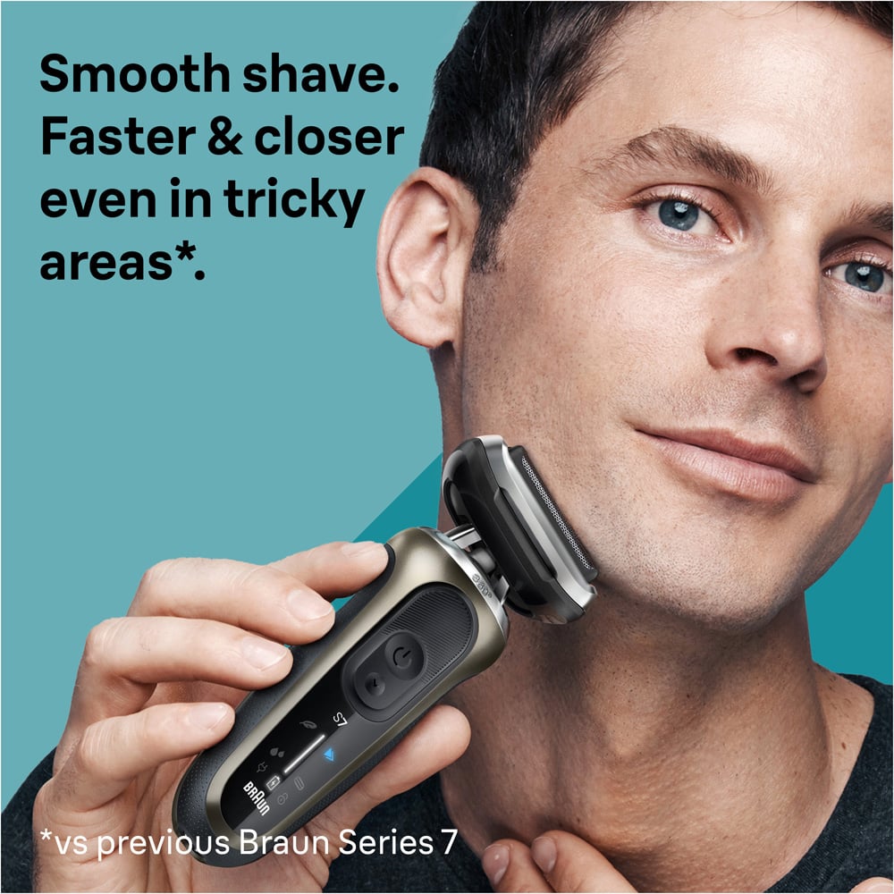 Braun Series 7 72-C7650cc Gold Electric Shaver with SmartCare Centre and EasyClick Attachments Image 6
