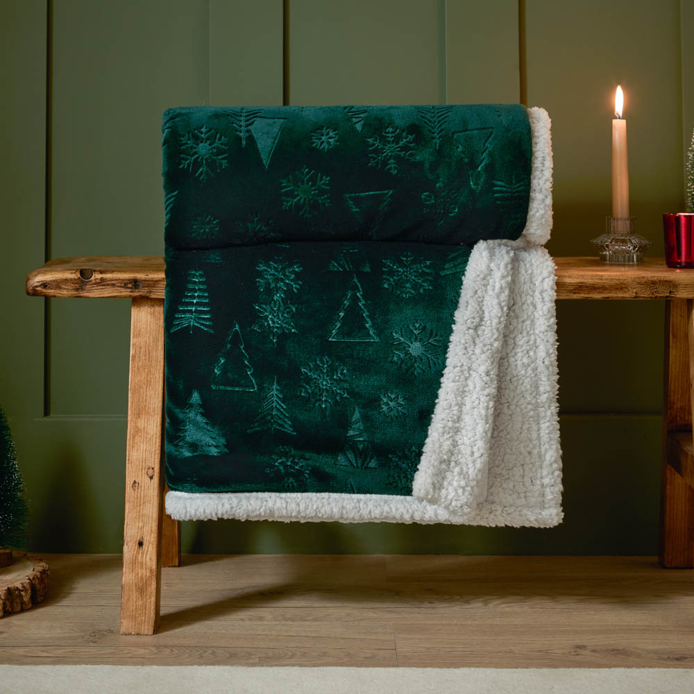 Furn Emerald Festive Time Sherpa Fleece Embossed Reversible Throw 140 x 180cm Image 2