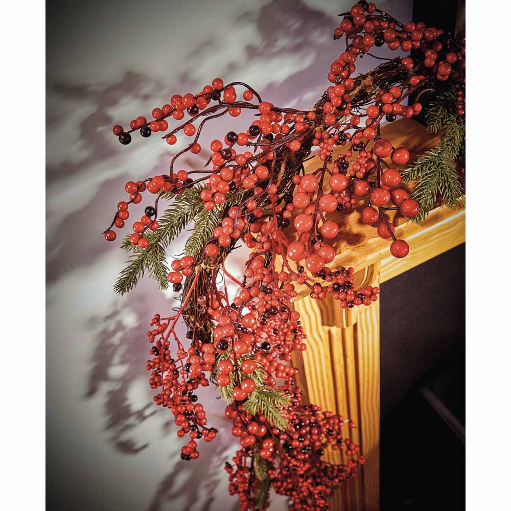Premier 1.8m Rattan Garland with Red Berry Image 2