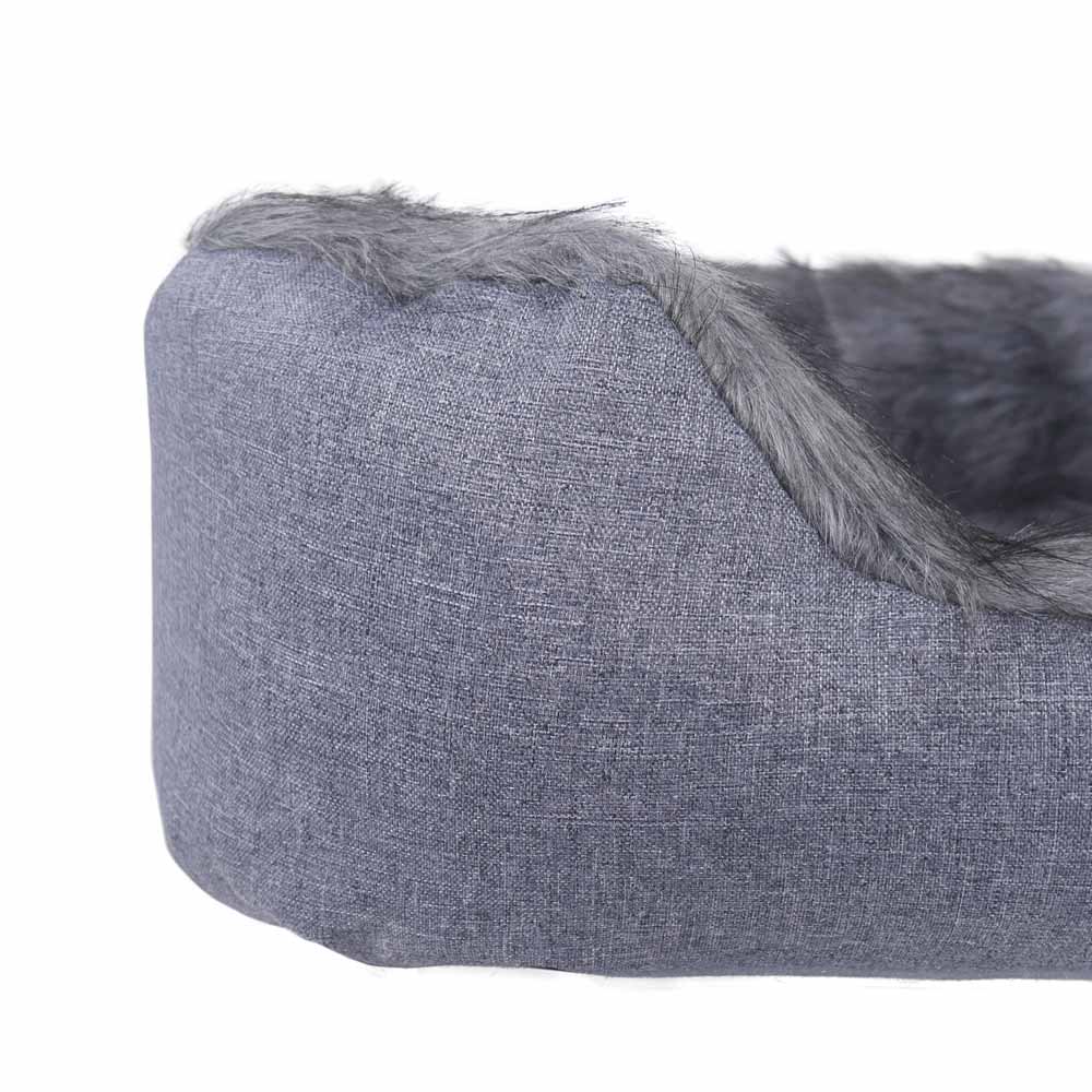 Single Rosewood Medium Snuggle Pet Bed in Assorted styles Image 4