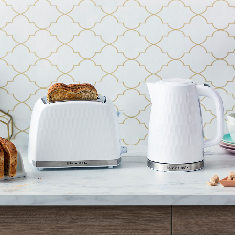 Russell Hobbs White Honeycomb Kettle Image 7