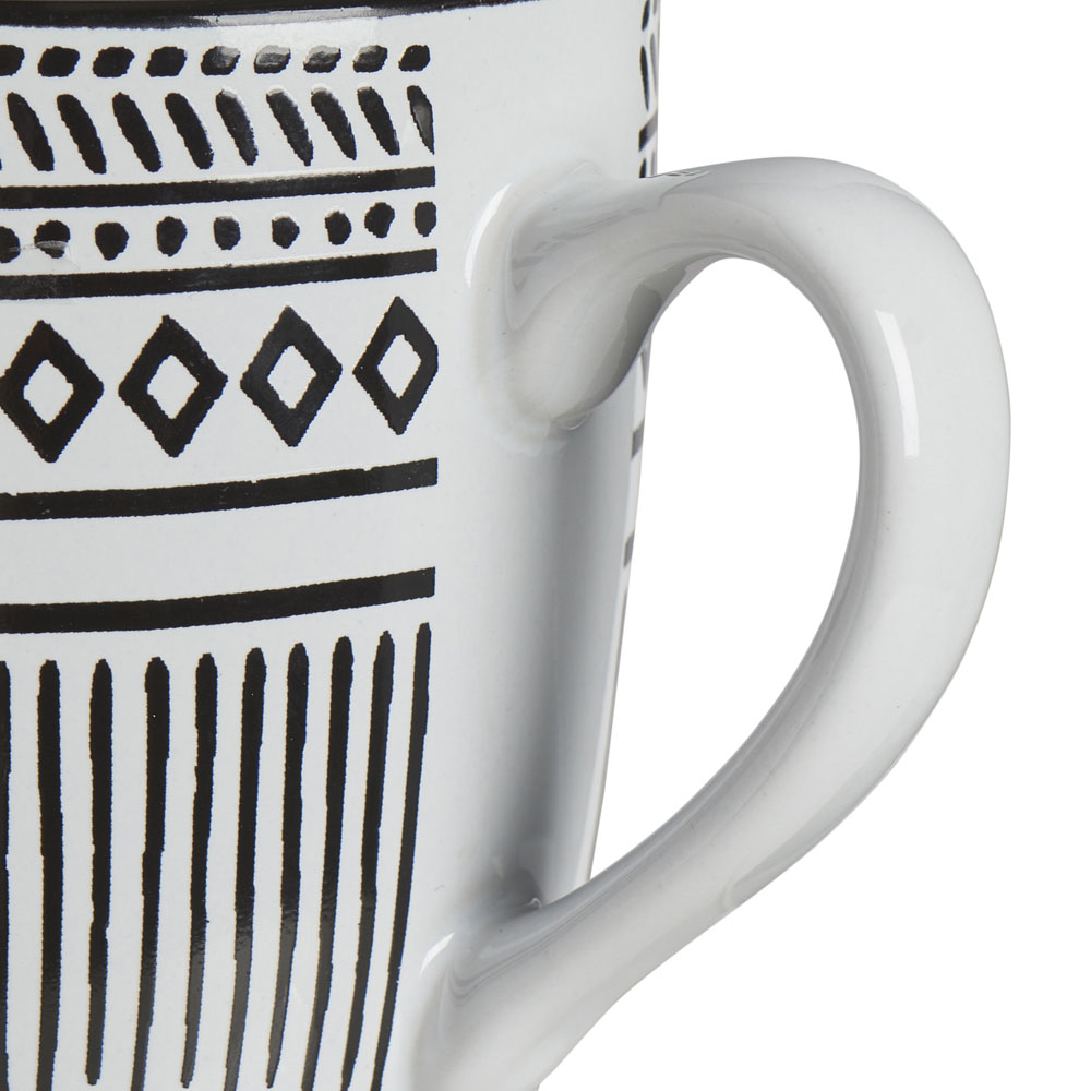 Wilko Black and White Pad Print Mug Image 3