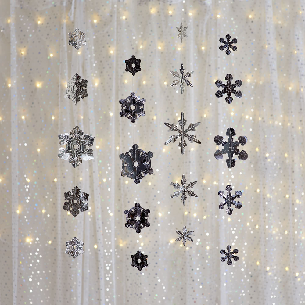 Wilko Foil Snowflake Chain Decoration Image