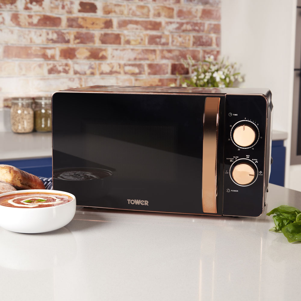 Tower T24020 Black & Rose Gold Effect 20L Manual Microwave 800W Image 2