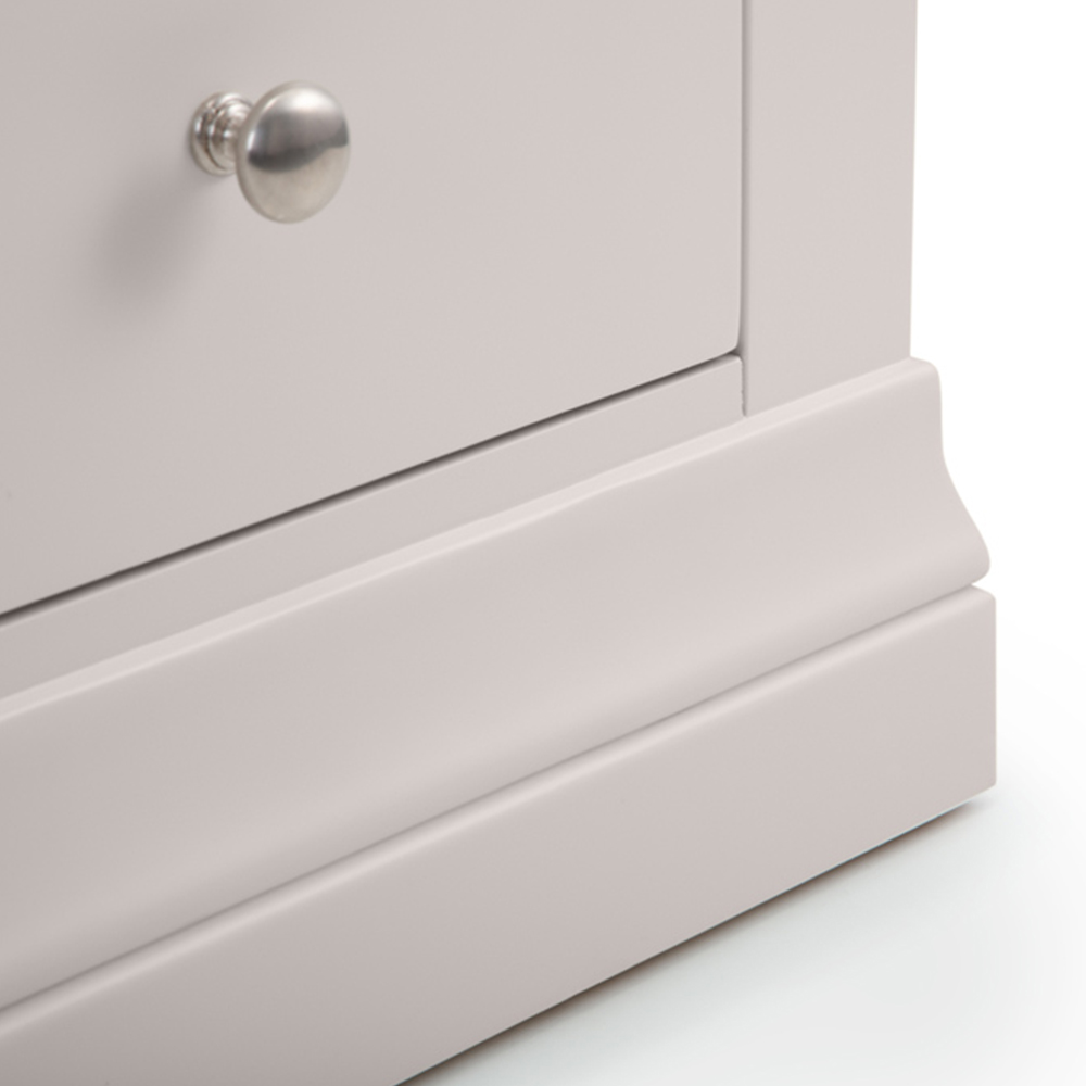 Julian Bowen Clermont 7 Drawer Light Grey Chest of Drawers Image 6