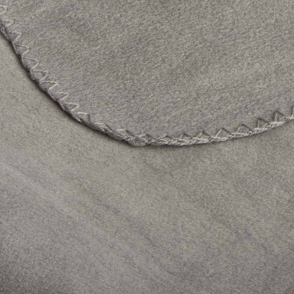Country Club Fleece Blanket Grey 120 x 150cm Wilko