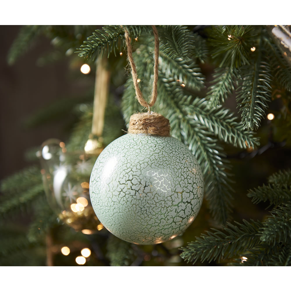 Wilko Country Christmas White Crackle Glass Bauble Image 4