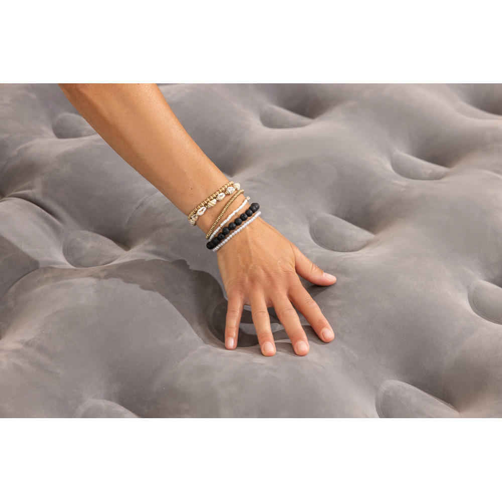 Bestway Double Flocked Inflatable Airbed with Handheld AC Pump Image 6