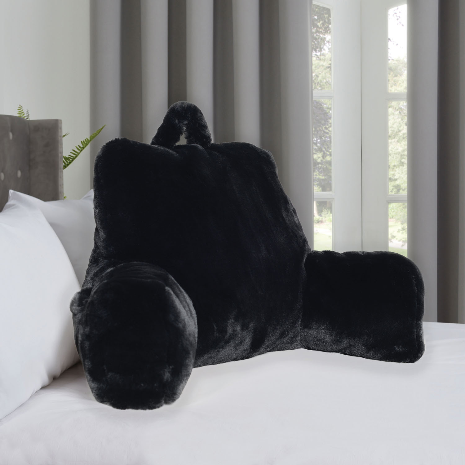 Divante Black Rabbit Faux Fur Cuddle Chair Image 3
