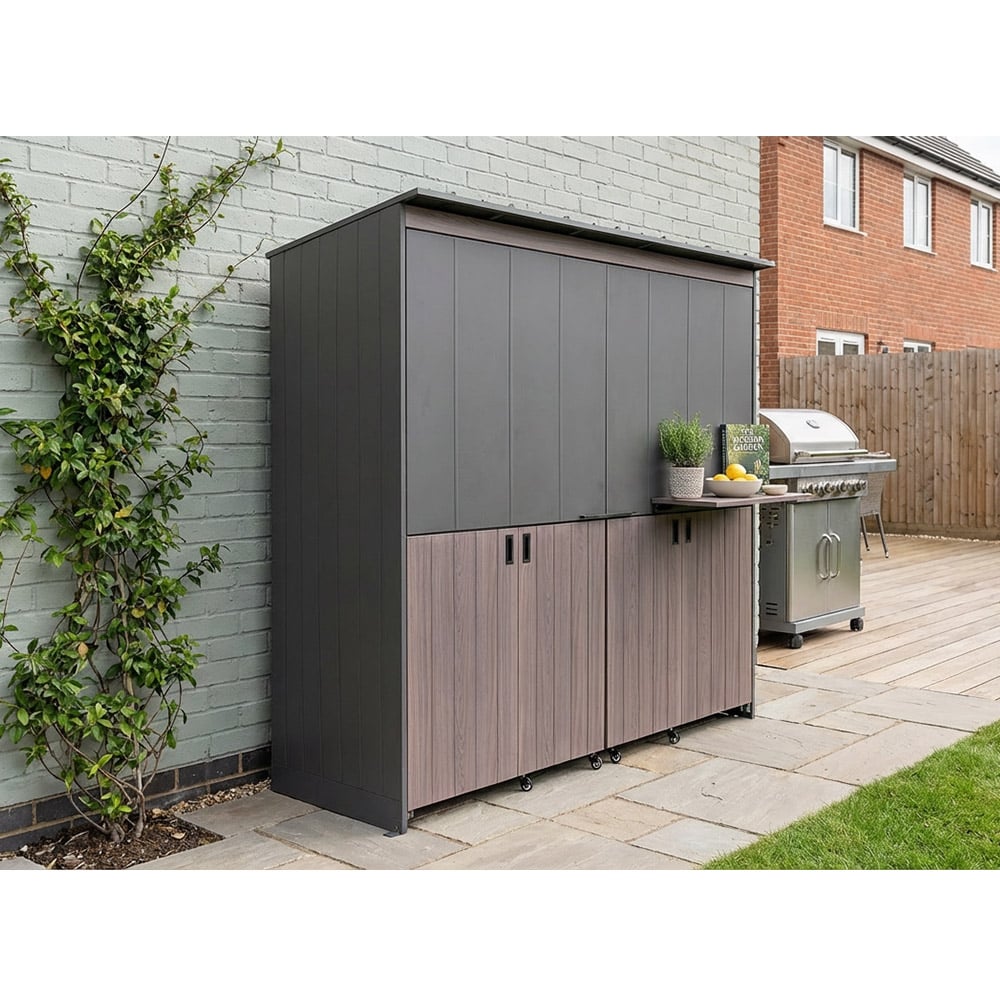 Fleetwood Outdoor Kitchen with Door Image 2