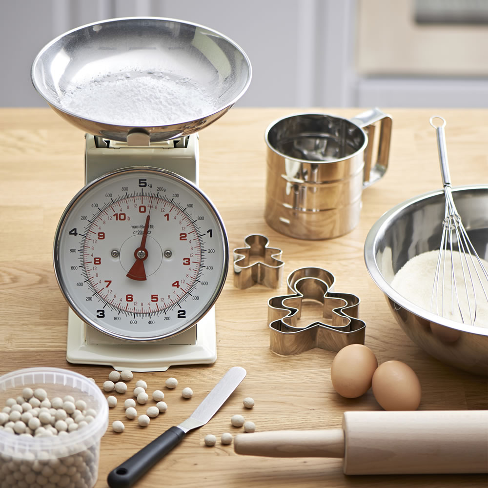 Wilko Cream 5kg Kitchen Scales Image 2