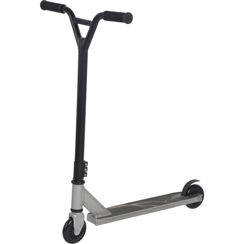 Lightning Stunt Scooter Image 1