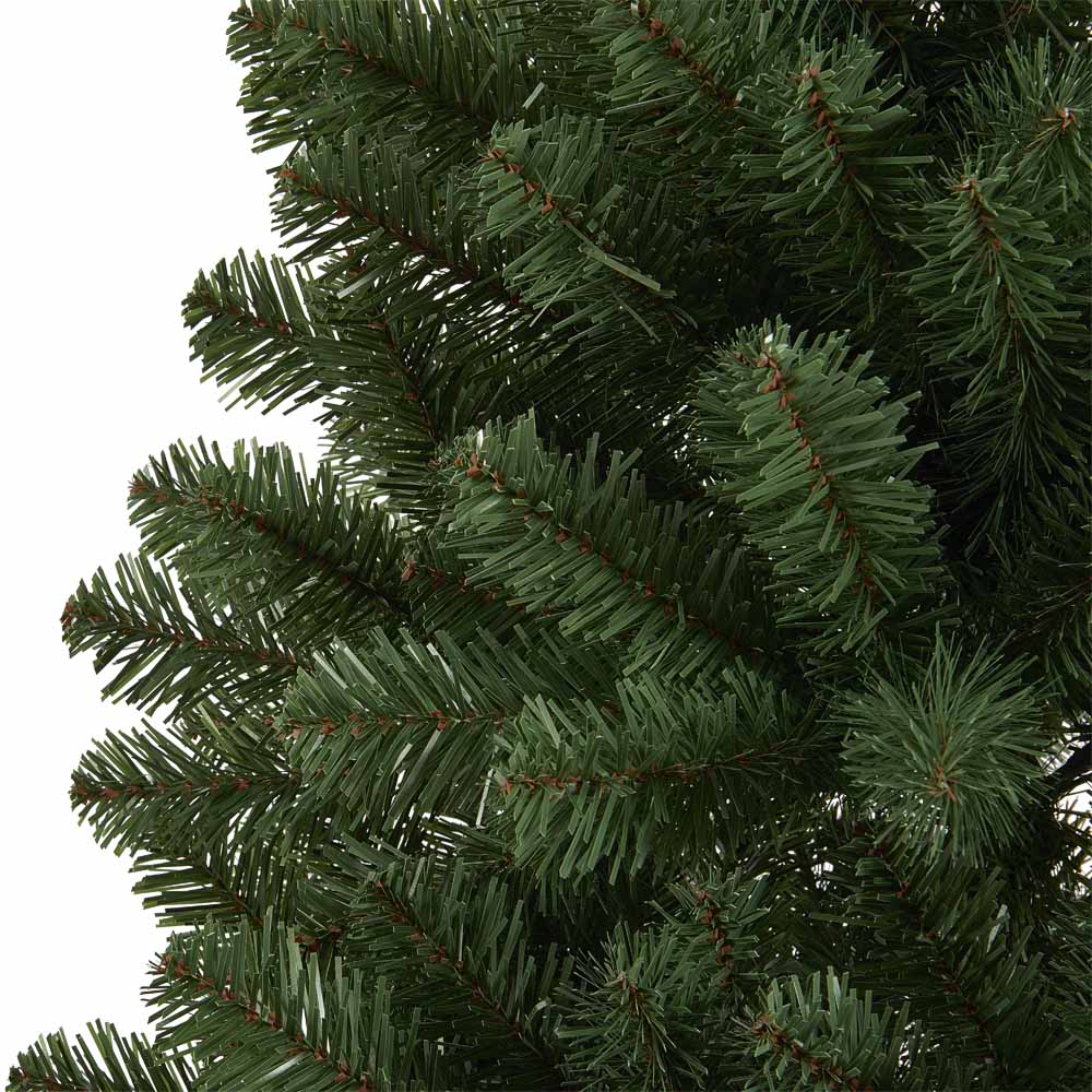 Wilko 5ft Canadian Fir Artificial Christmas Tree Image 2