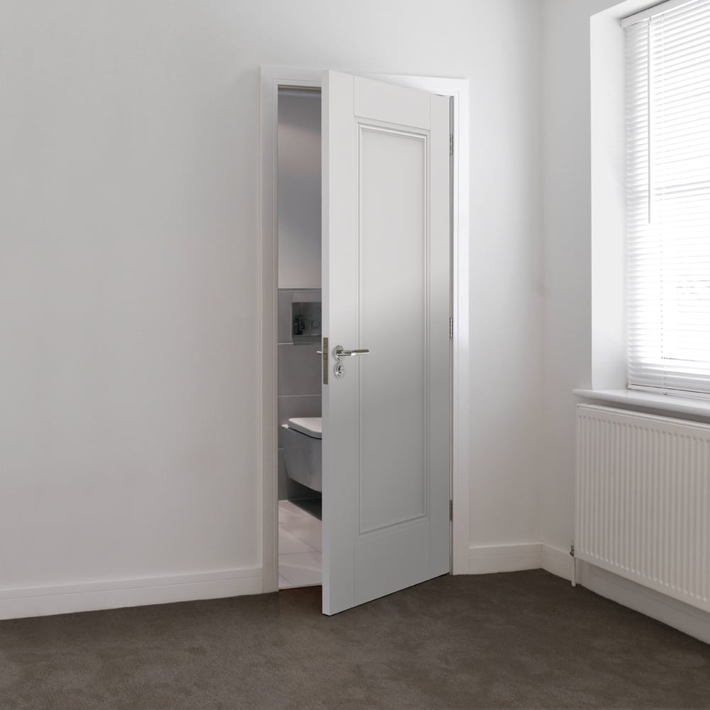 JB Kind Belton White Primed Internal Door 1981 x 686mm Image 2
