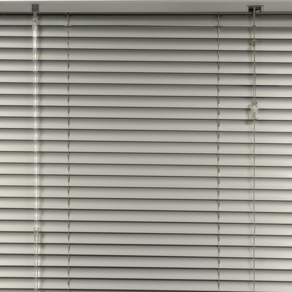 Aluminium Venetian Blinds Silver 160 x 180cm Image 1