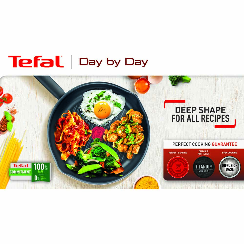 Tefal Day by Day 32cm Frying Pan Image 6