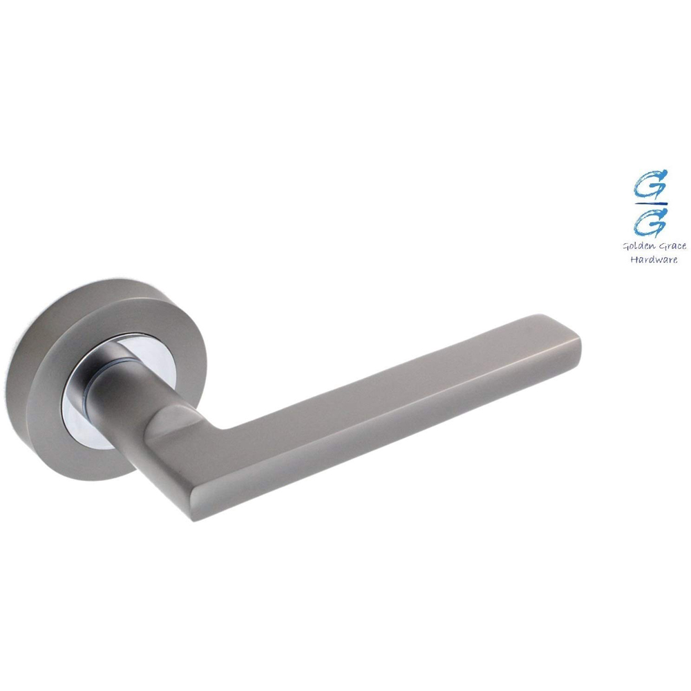 Golden Grace Duo Chrome Leon Door Handle 5 Pack Image 3