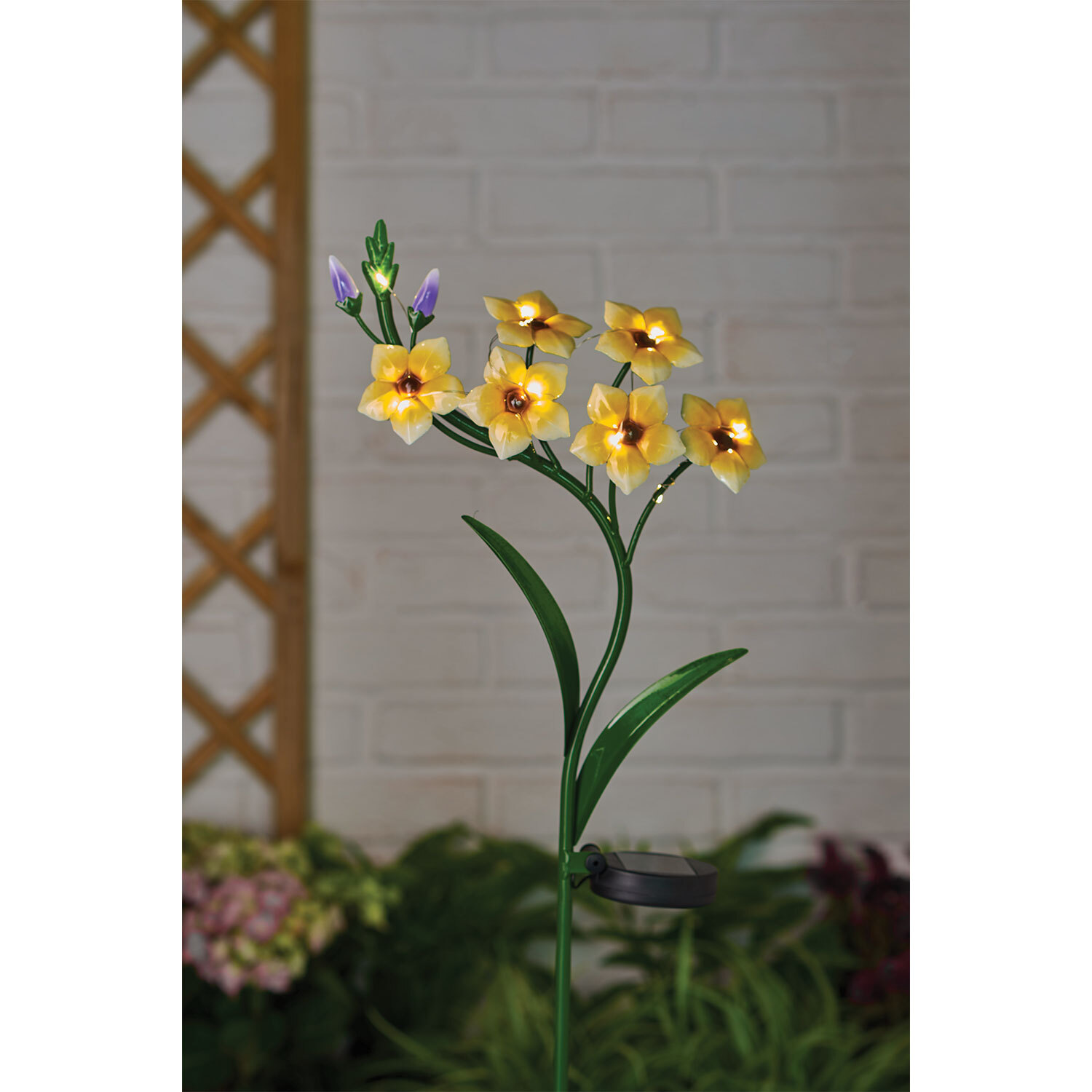 Single Floral Garden Solar Stake Light 63cm in Assorted styles Image 8