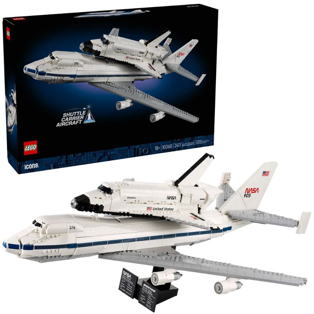 LEGO Icons 10360 Boeing 747 Shuttle Carrier Aircraft Set Image 3