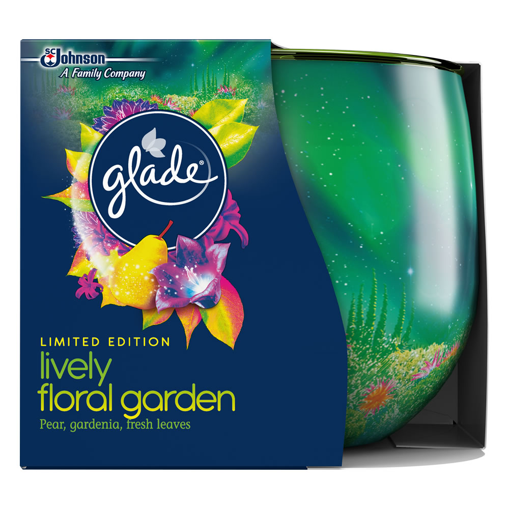 Glade Candle Limited Edition Lively Floral        Garden Image
