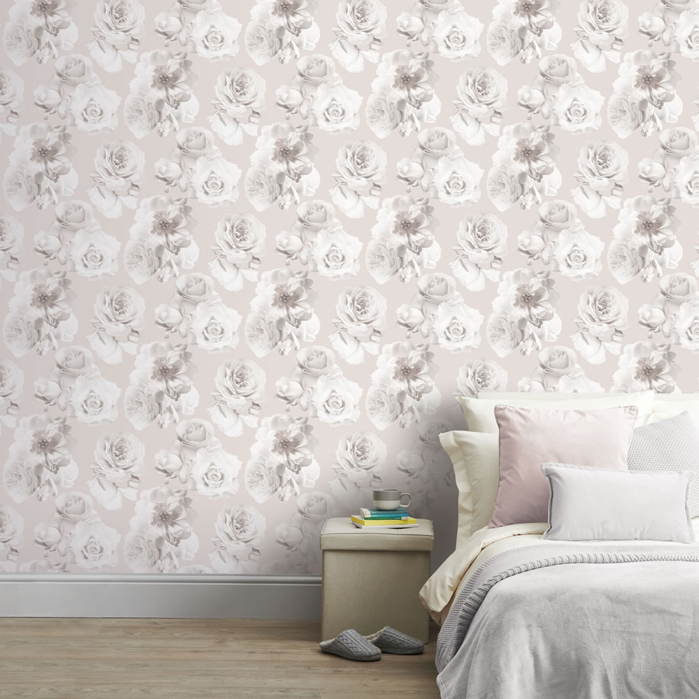 Arthouse Wallpaper Floral Bloom Blush Wilko