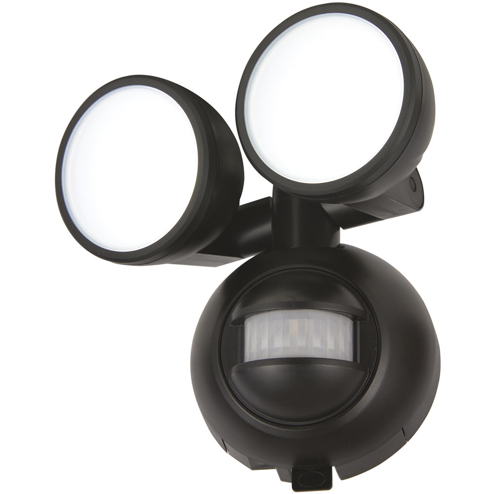 Wilko Battery Operated LED Twin Spot Security Light With PIR Image 1