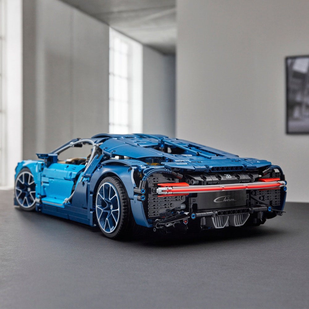 LEGO 42083 Technic Bugatti Chiron Car Building Kit Image 4