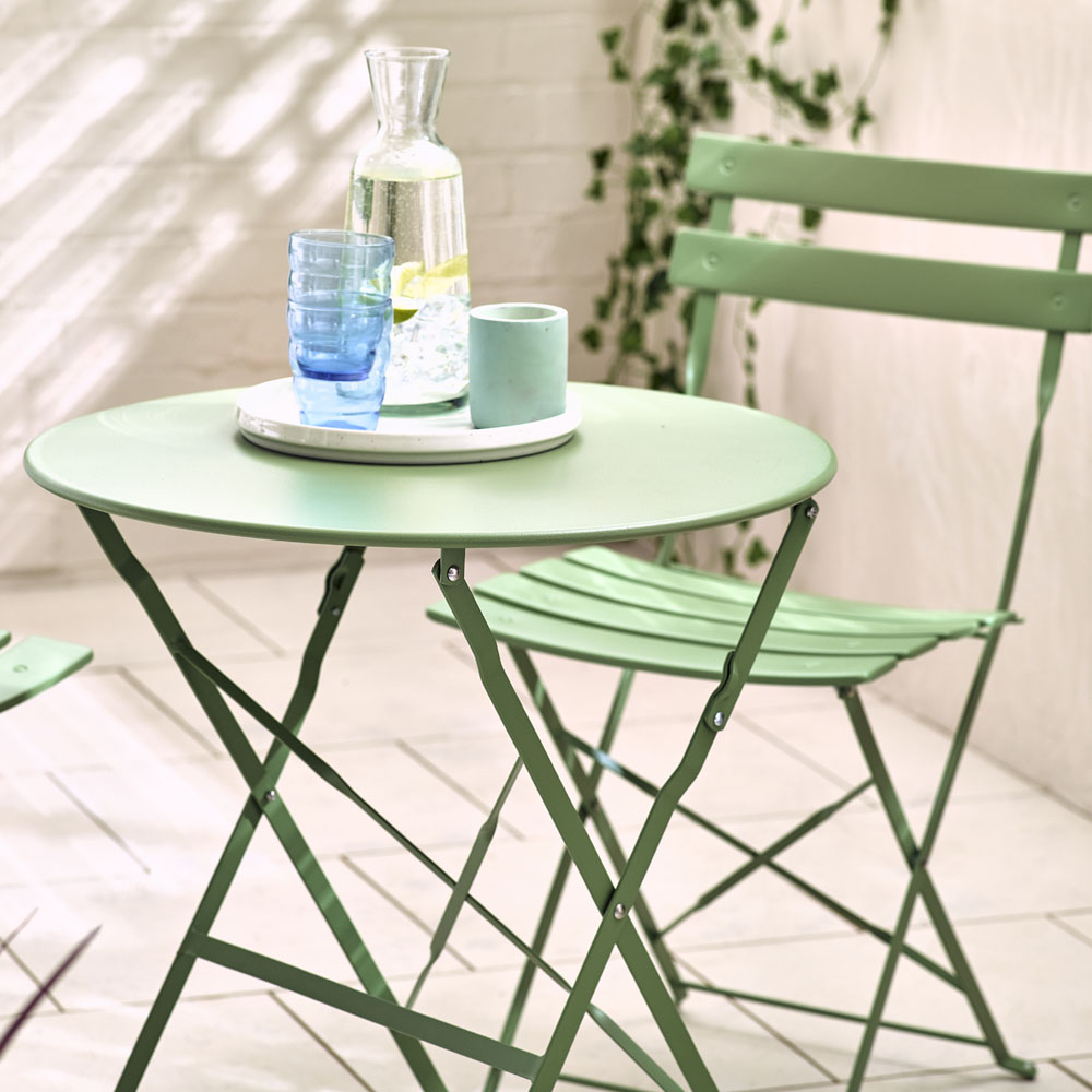 Furniturebox Cruz Green Metal 2 Seater Outdoor Bistro Set Image 2