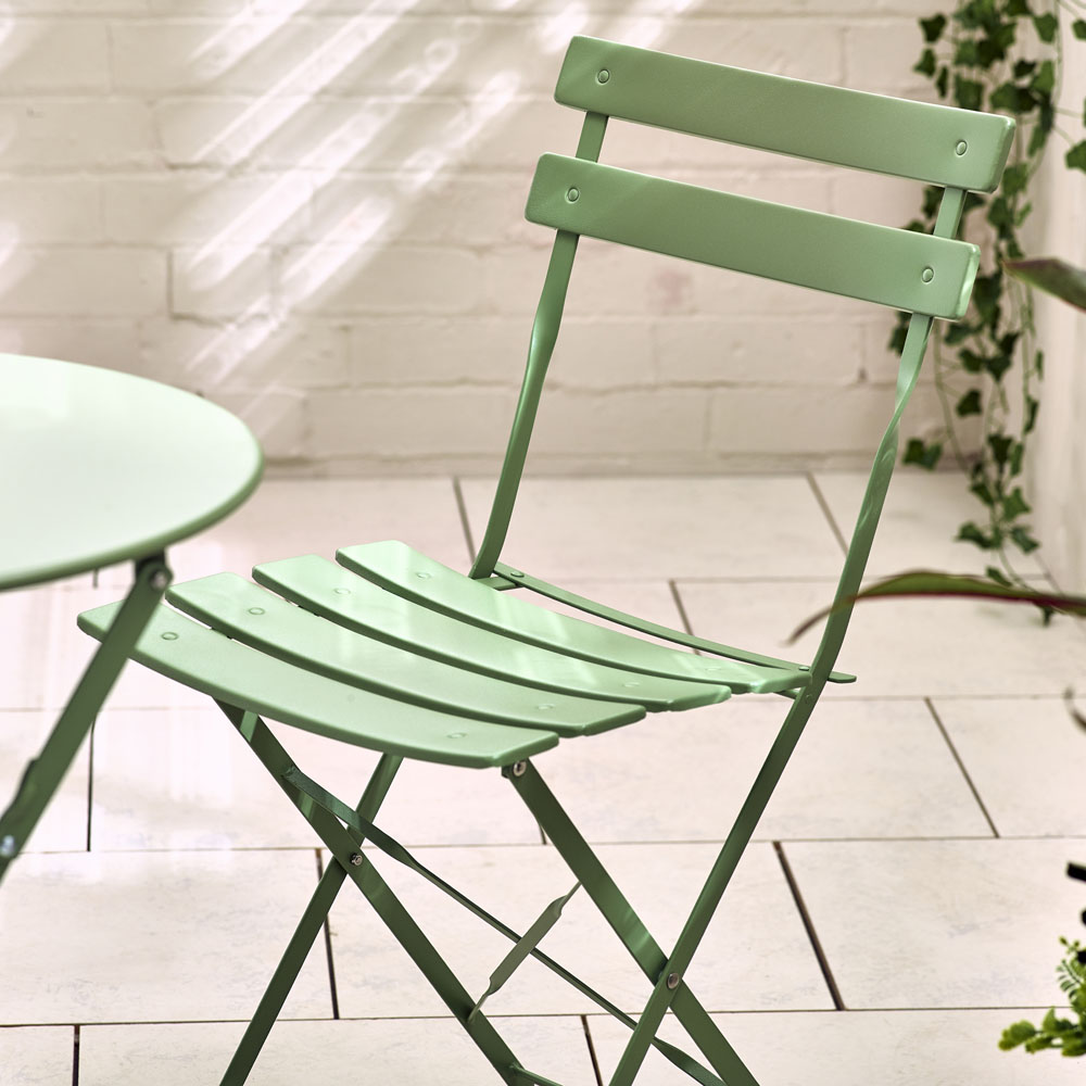 Furniturebox Cruz Green Metal 2 Seater Outdoor Bistro Set Image 4