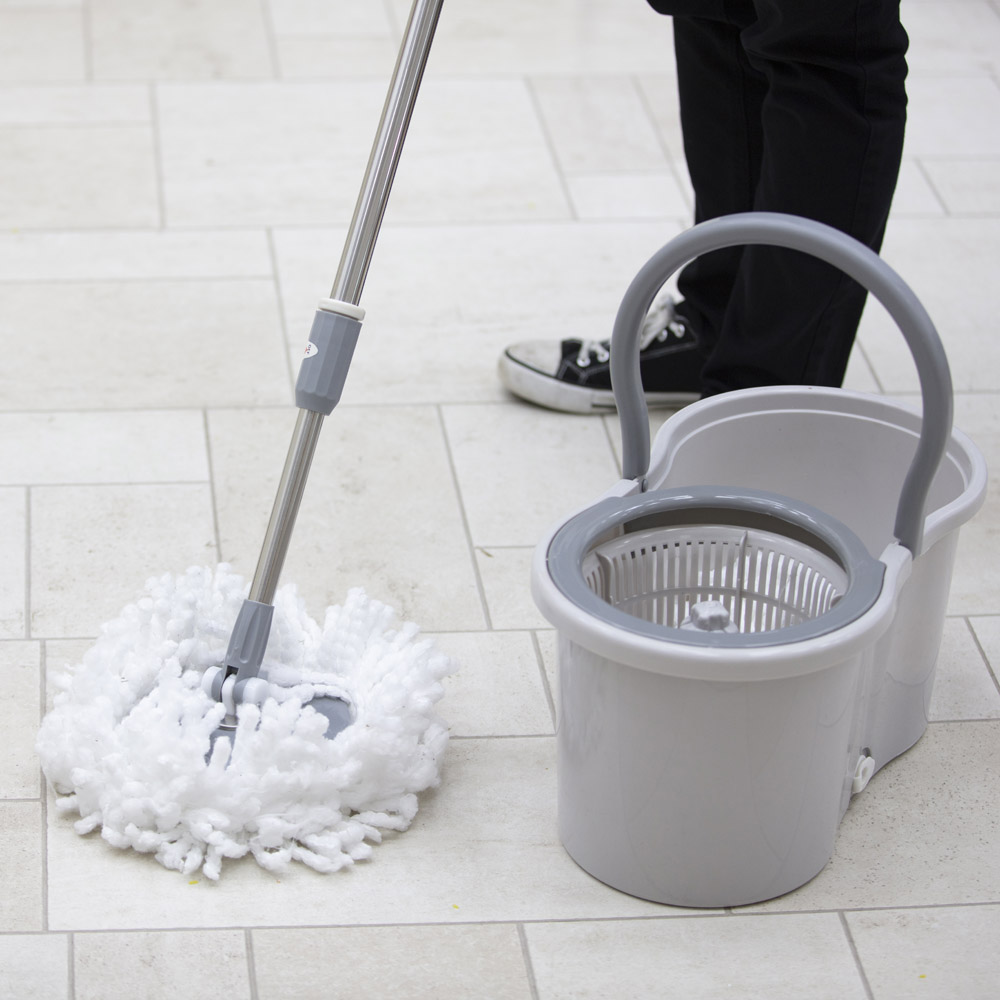 OurHouse Spin Mop and Bucket Image 7