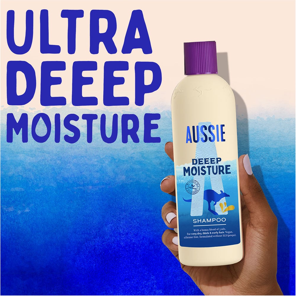 Aussie Deep Moisture Vegan Shampoo Case of 6 x 300ml Image 4