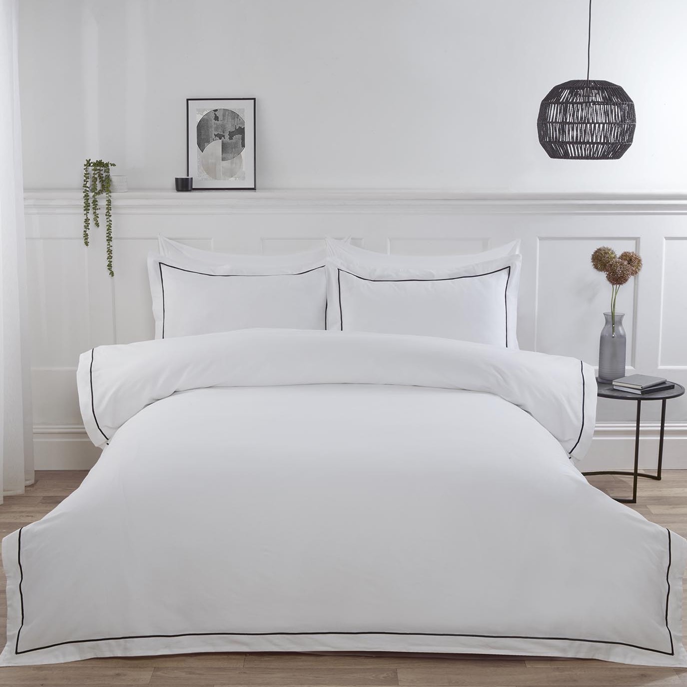 Oxford Bamboo Duvet Cover and Pillowcase Set - White / Double Image 1